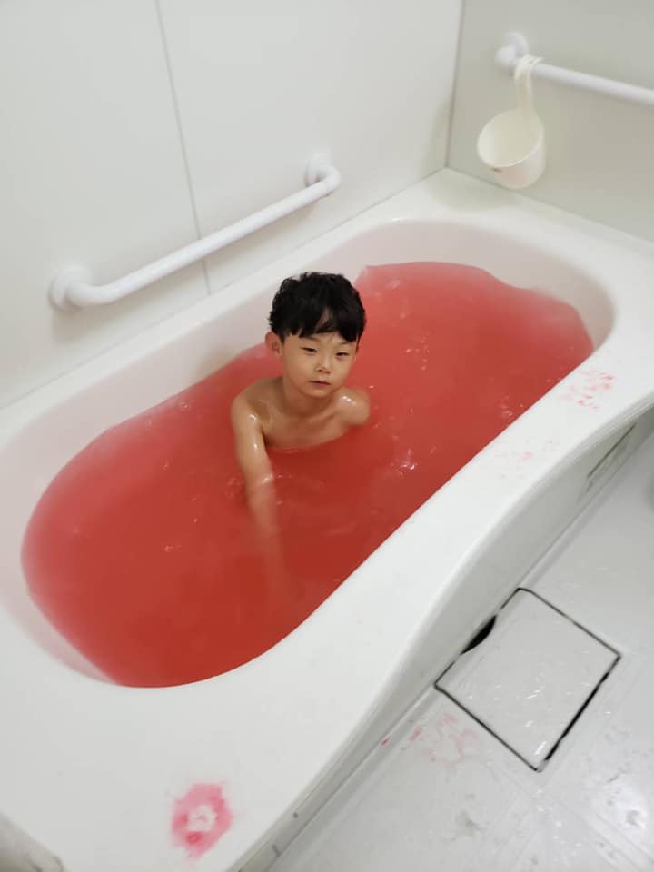 ピンク風呂